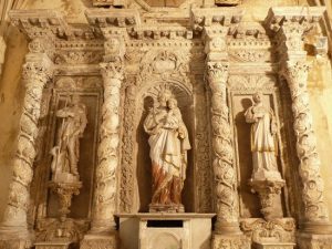 Monuments de pierre d'Arles